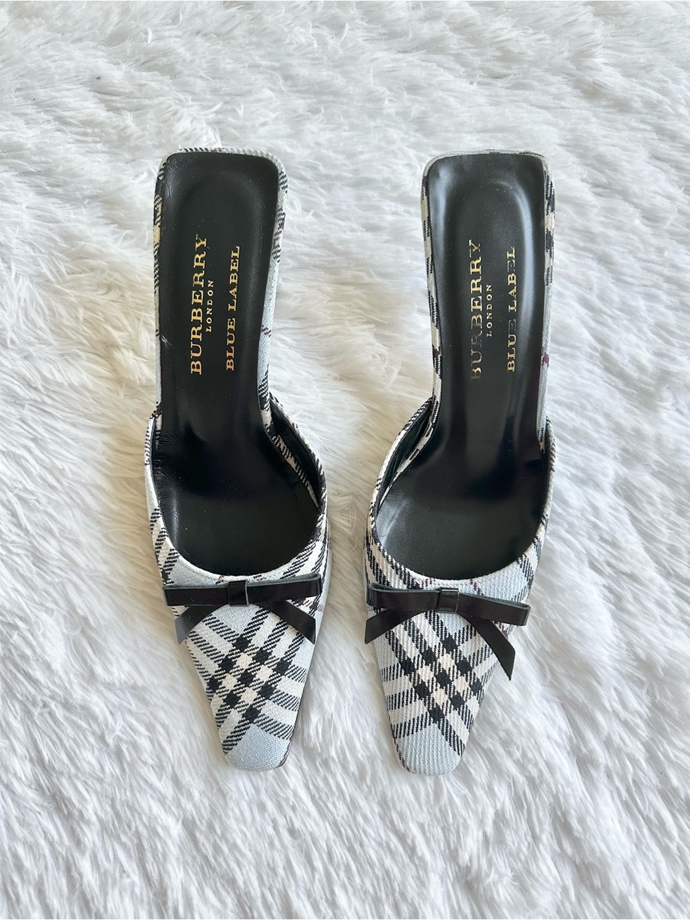 Vintage Burberry Bow Kitten Heels